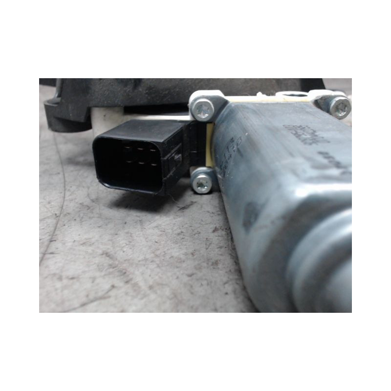 MECANISME+MOTEUR LEVE-GLACE AVANT GAUCHE MERCEDES VITO FOURGON COMPACT 03-