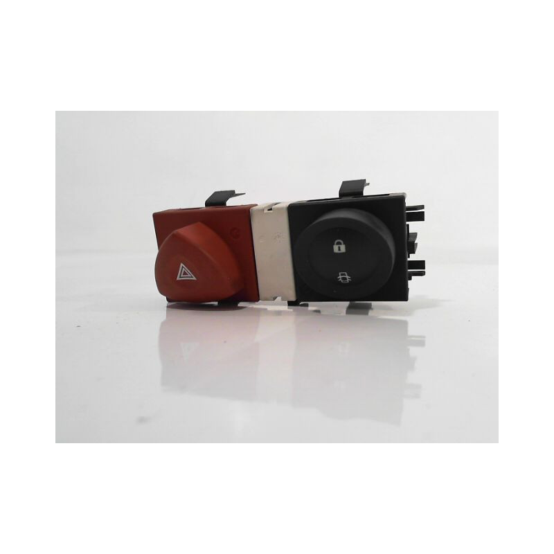 BOUTON DE WARNING RENAULT MEGANE II PH2 2006-