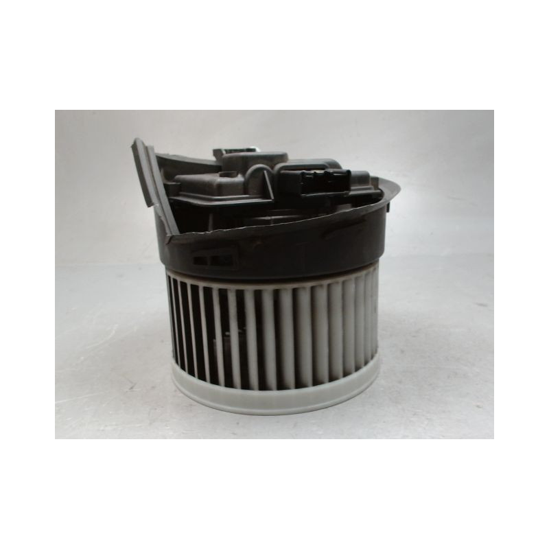 MOTEUR VENTILATEUR CHAUFFAGE PEUGEOT 407 SW