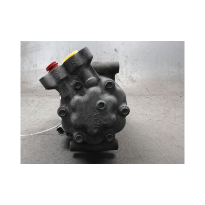 COMPRESSEUR AIR CONDITIONNE RENAULT CLIO III 2005-
