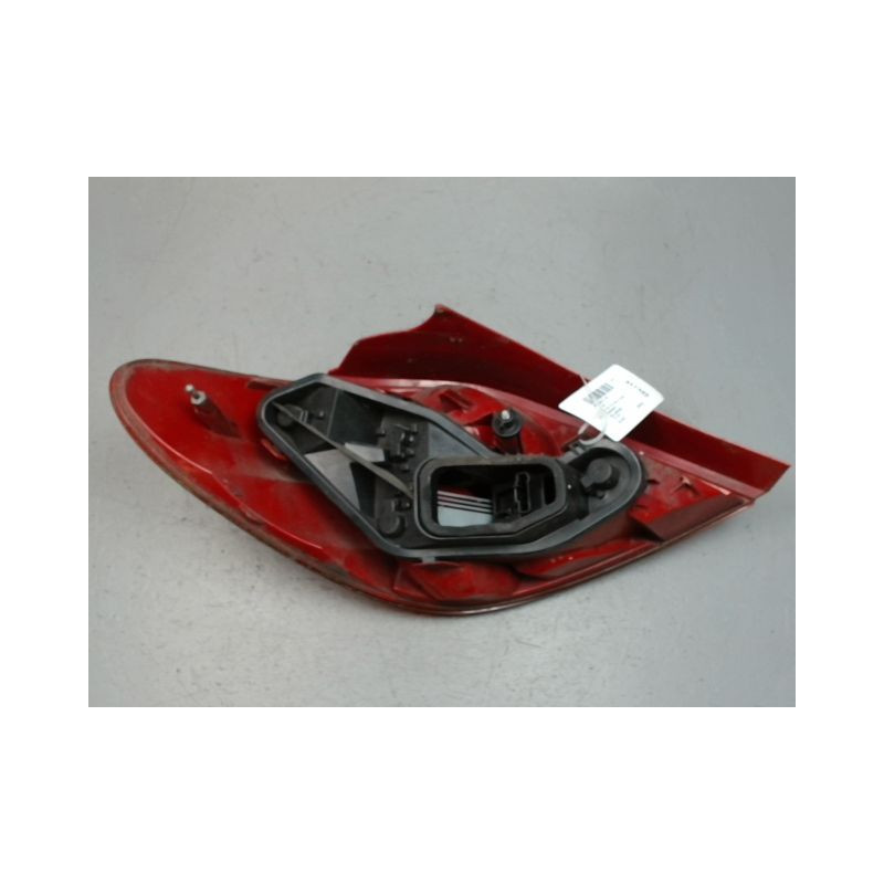 FEU ARRIERE DROIT PEUGEOT 207 5P