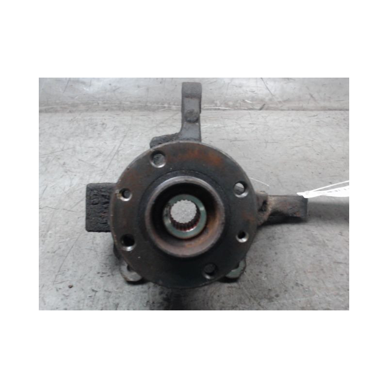 PIVOT AVANT DROIT RENAULT CLIO III 2009-
