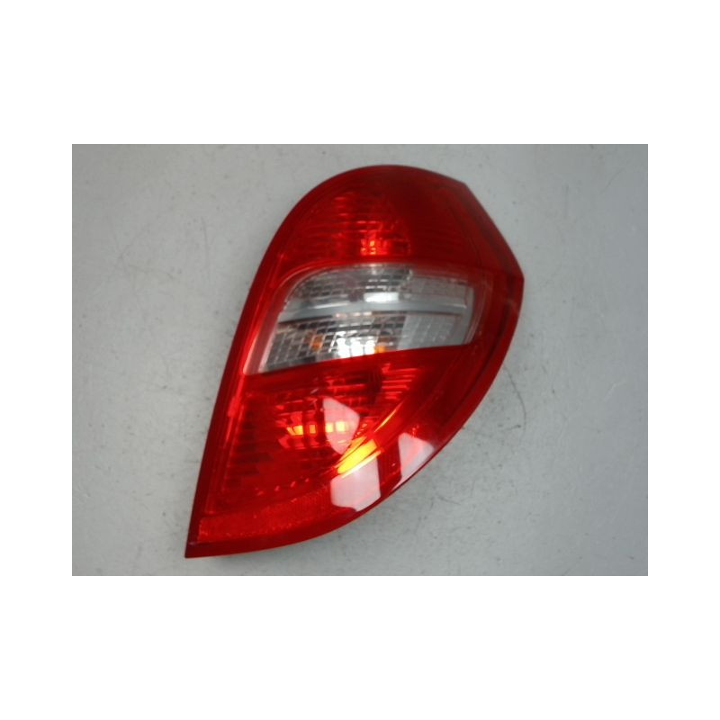 FEU ARRIERE DROIT MERCEDES CLASSE A 2004-