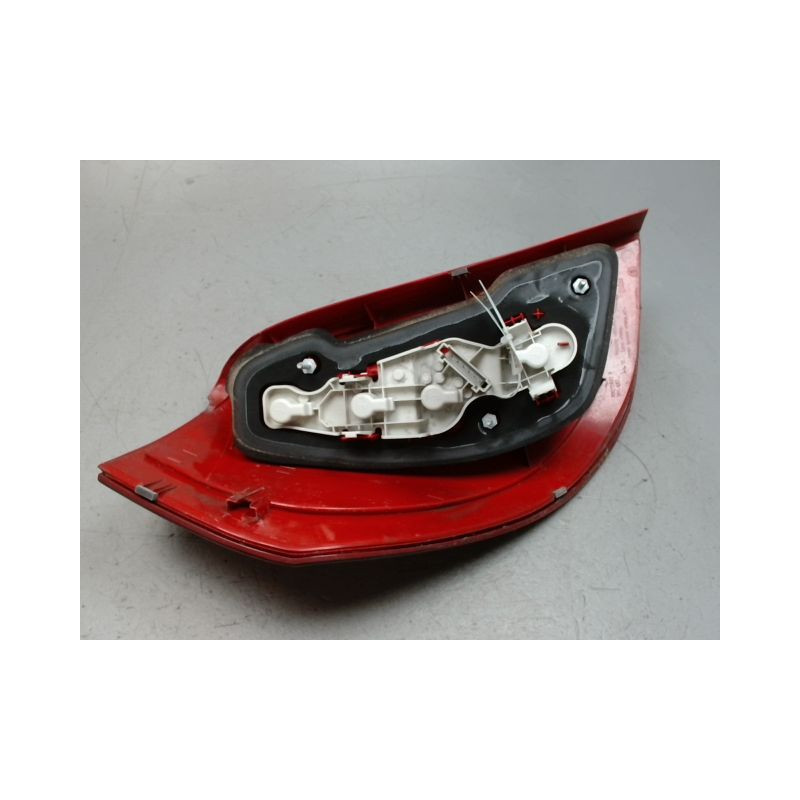 FEU ARRIERE DROIT MERCEDES CLASSE A 2004-
