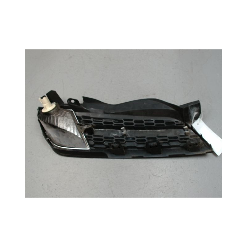 GRILLE CALANDRE GAUCHE NISSAN MICRA 2005-2007