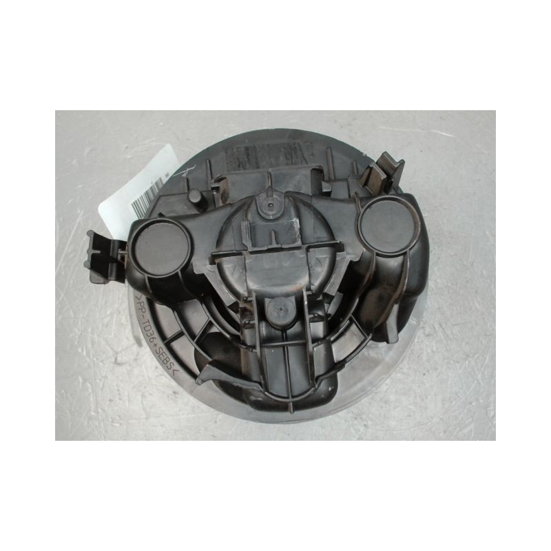 MOTEUR VENTILATEUR CHAUFFAGE RENAULT MEGANE II PH 2 CPE 2006-