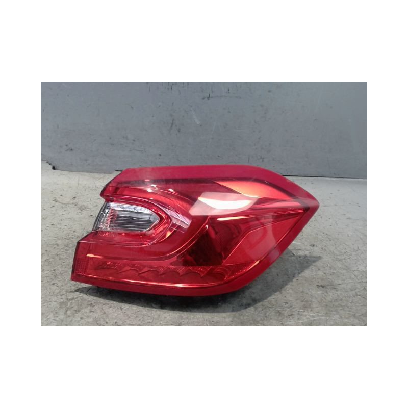 FEU ARRIERE DROIT FORD FIESTA 2010-