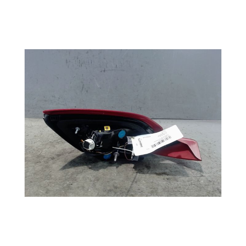 FEU ARRIERE INTERIEUR DROIT FORD FIESTA 2010-
