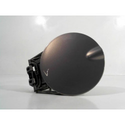 VOLET DE TRAPPE CARBURANT