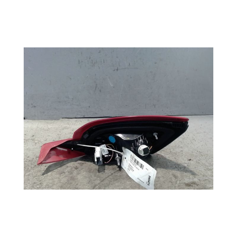FEU ARRIERE INTERIEUR GAUCHE FORD FIESTA 2010-