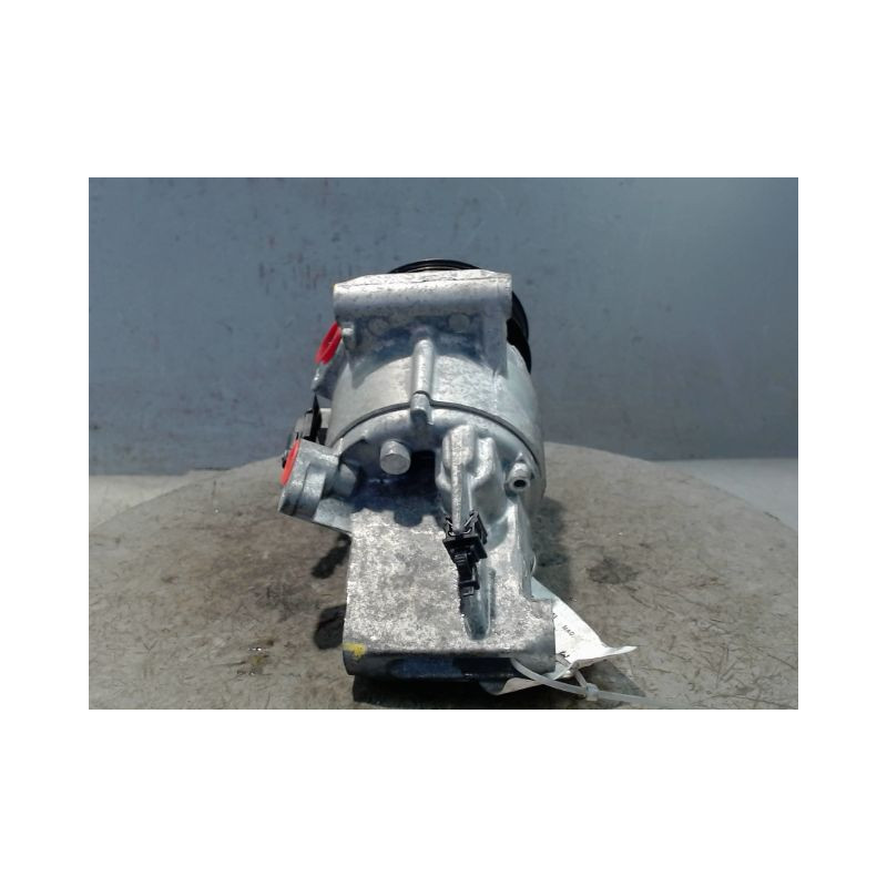 COMPRESSEUR AIR CONDITIONNE DACIA SANDERO 2008-