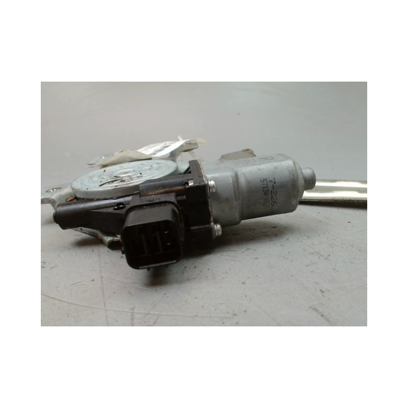 MECANISME+MOTEUR LEVE-GLACE ARRIERE DROIT PEUGEOT ION