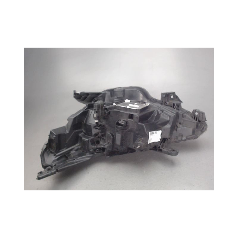 PHARE DROIT RENAULT CLIO