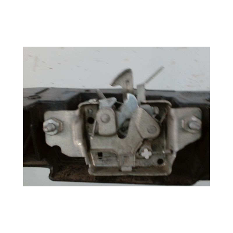 FACE AVANT RENAULT CLIO