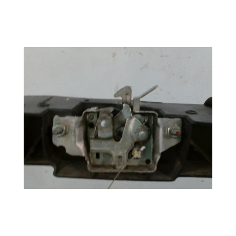 FACE AVANT RENAULT CLIO