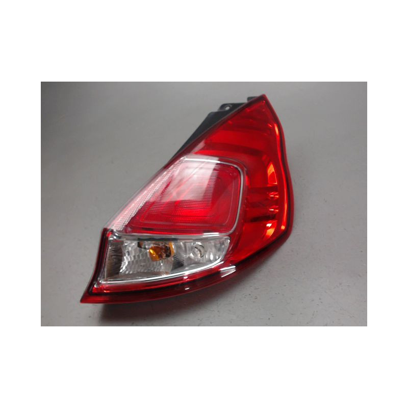 FEU ARRIERE DROIT FORD FIESTA