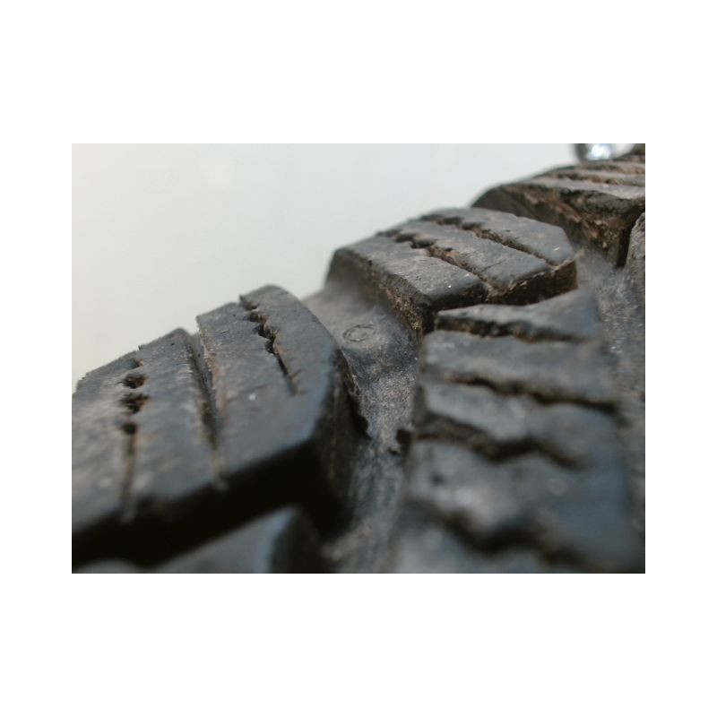 Paire de pneus CONTINENTAL WINTERCONTACT TS 860 165 65 15 81 T