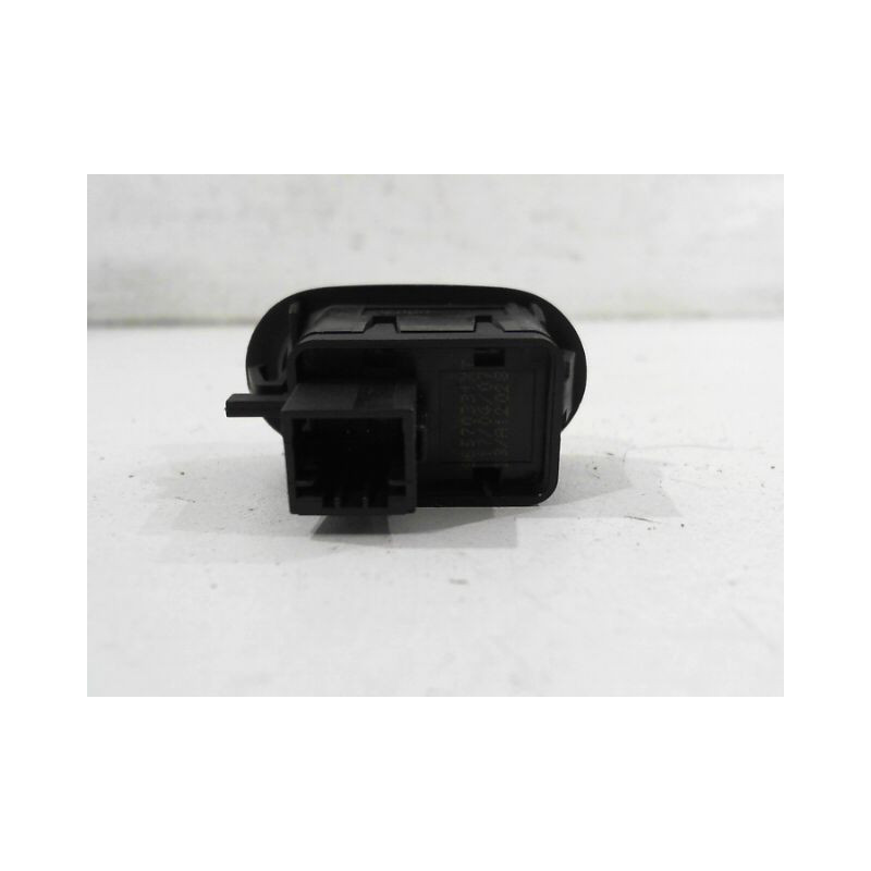 ACTIONNEUR SERRURE PORTE AVANT DROIT PEUGEOT 1007