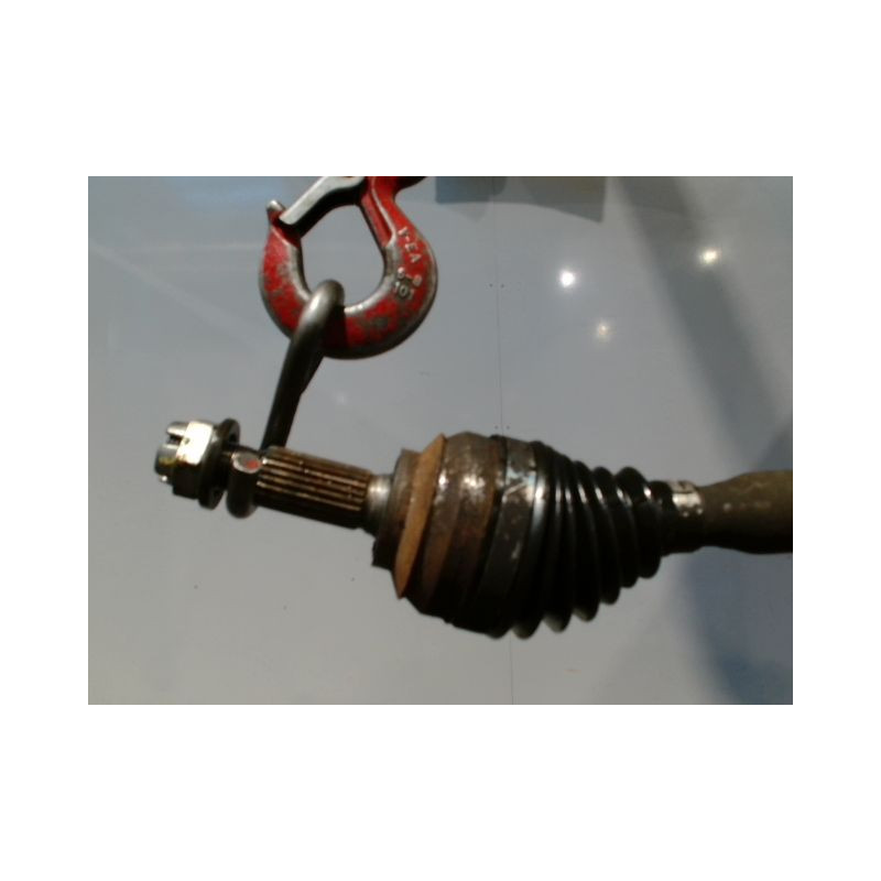 TRANSMISSION AVANT DROIT DACIA SANDERO 2008- 1.2 LPG