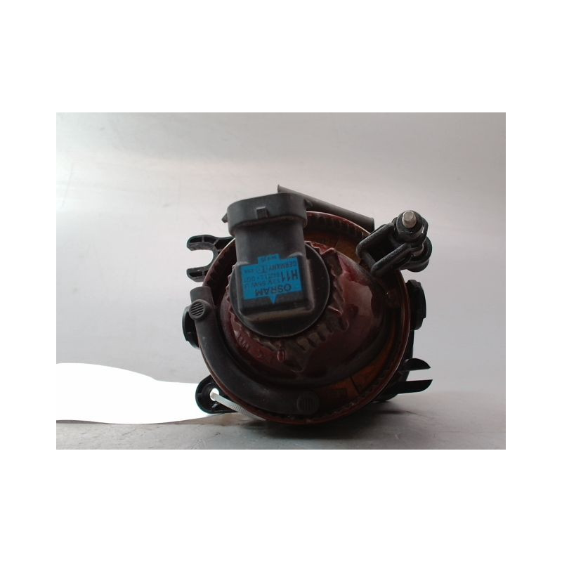 PHARE ANTIBROUILLARD AVANT DROIT AUDI A8 2002-2007