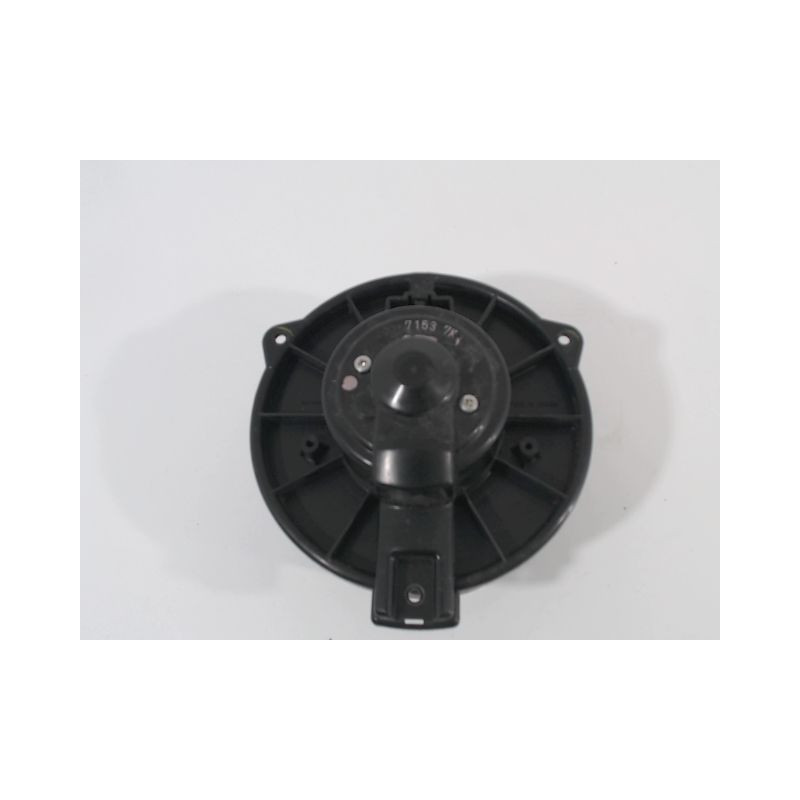 MOTEUR VENTILATEUR CHAUFFAGE TOYOTA HI-ACE