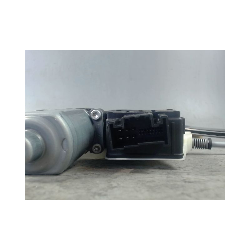 MECANISME+MOTEUR LEVE-GLACE AVANT GAUCHE SEAT IBIZA 2008-