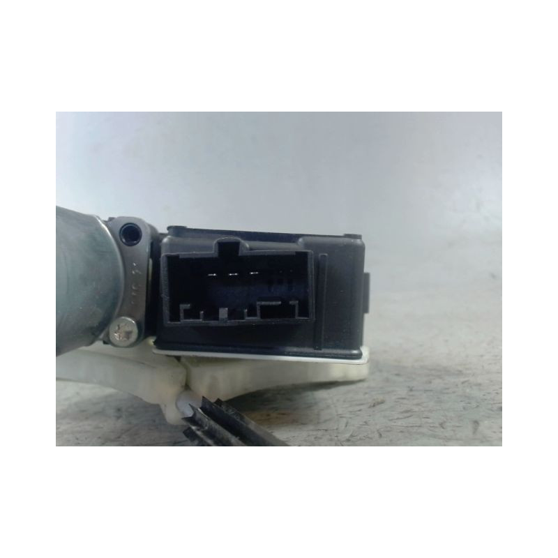 MECANISME+MOTEUR LEVE-GLACE ARRIERE GAUCHE SEAT IBIZA 2008-
