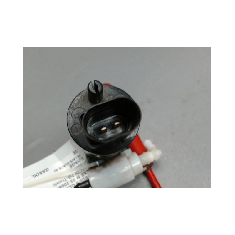 POMPE LAVE-GLACE AVANT MERCEDES CLASSE M 2005-