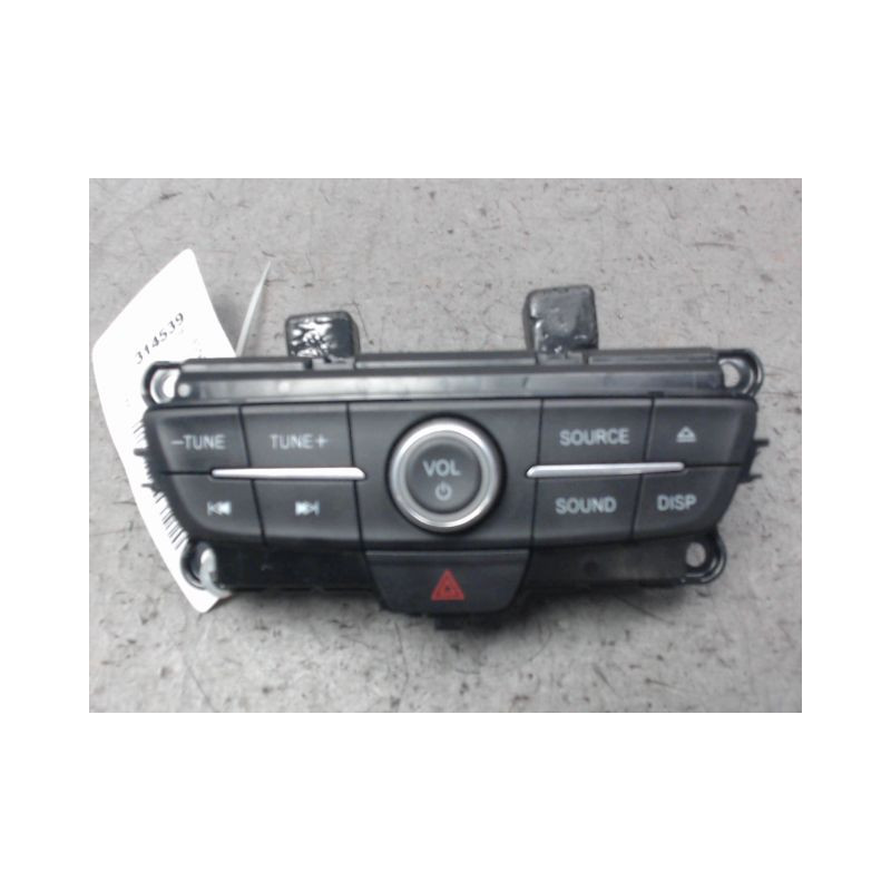 COMMANDE AUTORADIO FORD KUGA