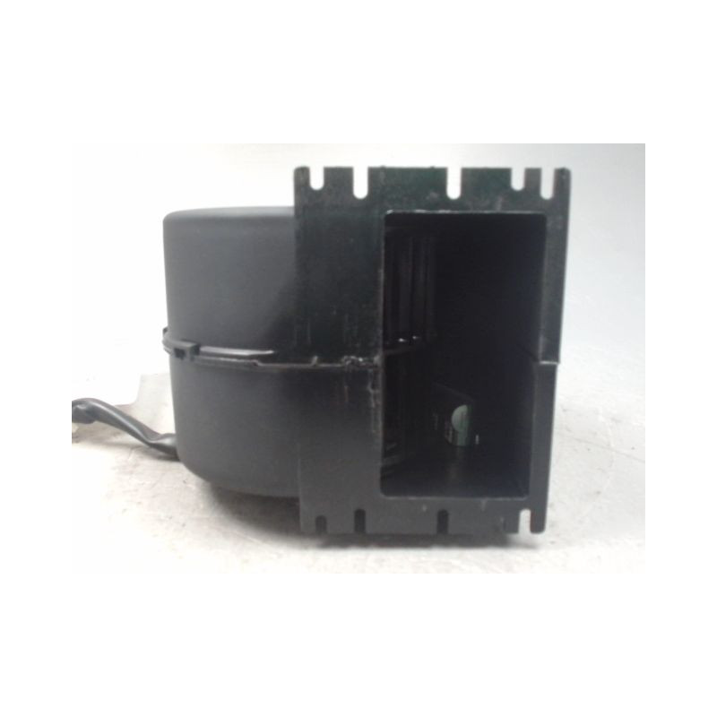 MOTEUR VENTILATEUR CHAUFFAGE AIXAM S10