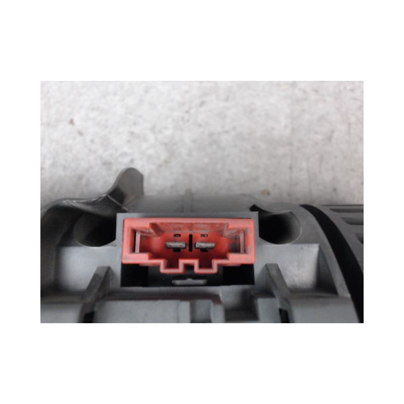MOTEUR VENTILATEUR CHAUFFAGE OPEL VIVARO