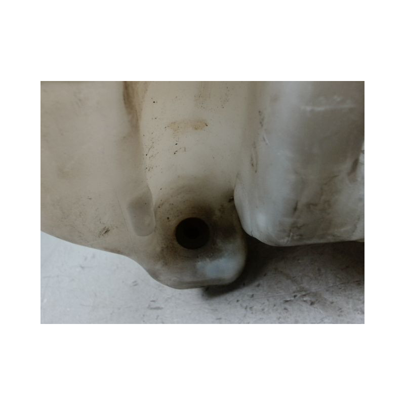 RESERVOIR LAVE-GLACE AVANT MERCEDES CLASSE A 2004-