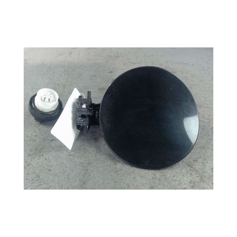 VOLET DE TRAPPE CARBURANT TOYOTA AYGO X