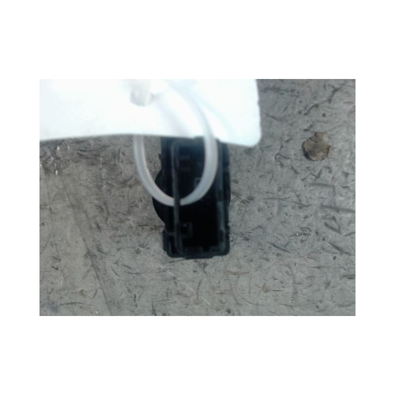 BOUTON DE WARNING TOYOTA AYGO X