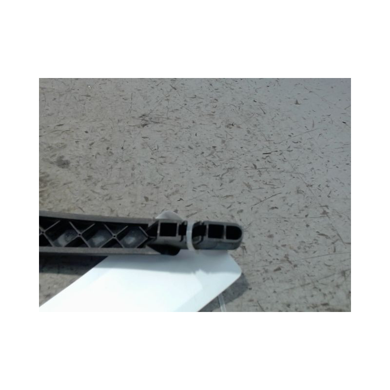 BRAS ESSUIE-GLACE ARRIERE FORD T.COURIER