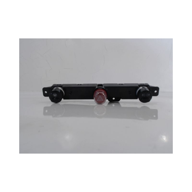 BOUTON DE WARNING FIAT 500 2007-