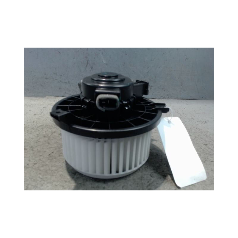 MOTEUR VENTILATEUR CHAUFFAGE M.G. ZS