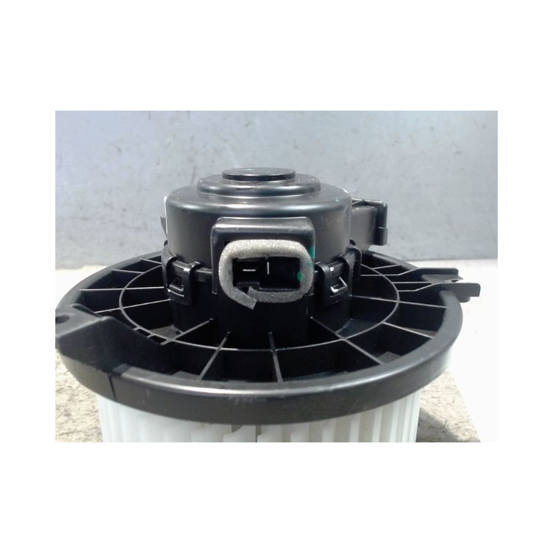 MOTEUR VENTILATEUR CHAUFFAGE M.G. ZS