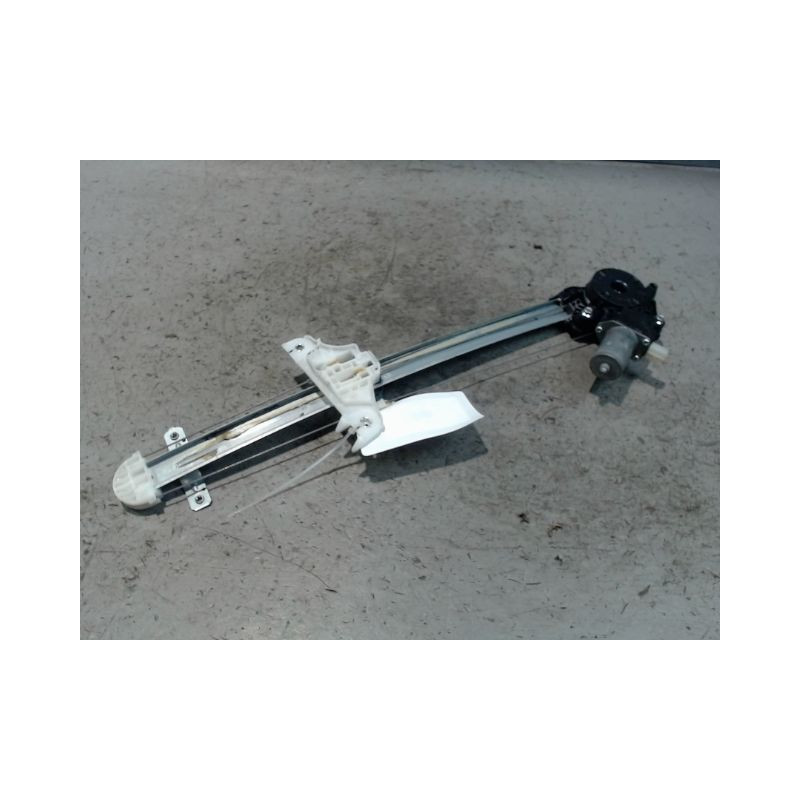 MECANISME+MOTEUR LEVE-GLACE AVANT GAUCHE SUZUKI IGNIS 03-