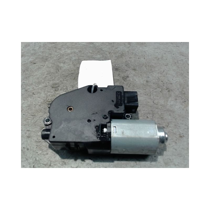 MOTEUR TOIT OUVRANT LAND ROVER RANGE SPORT