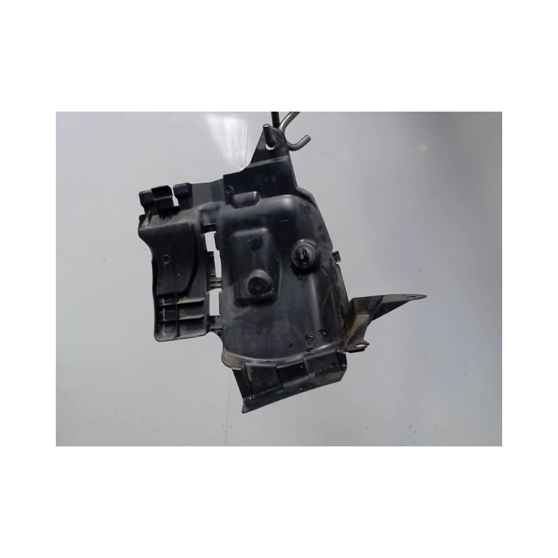 PROTECTION AILE AVANT GAUCHE DACIA SANDERO 2008-