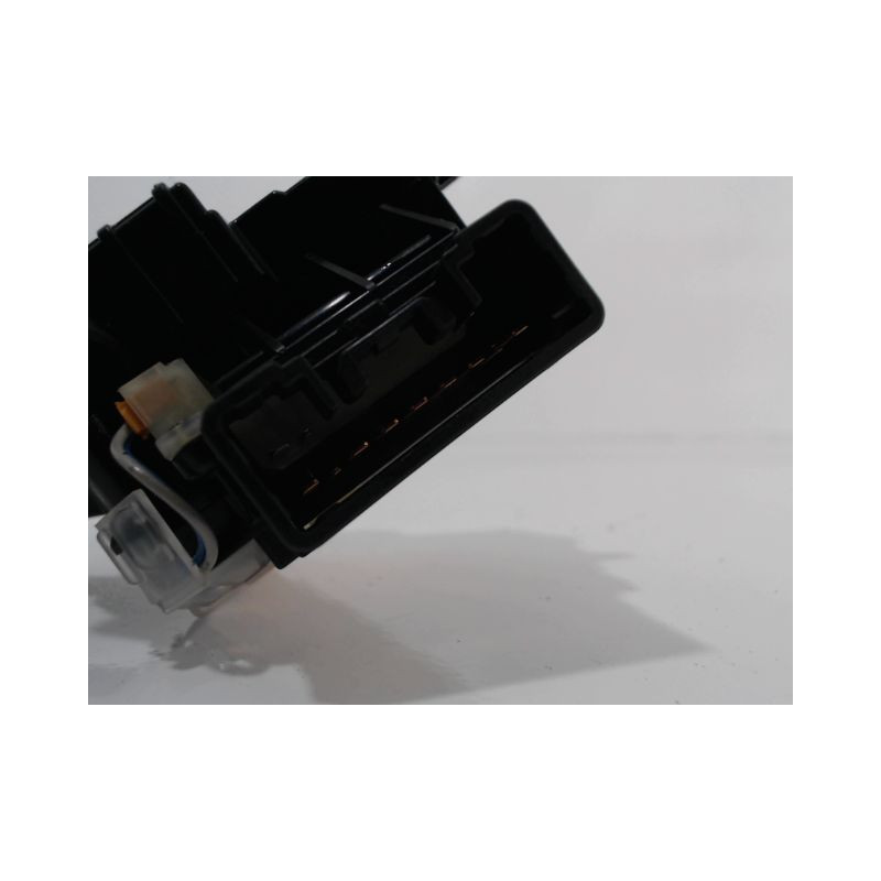 COMMANDE CLIGNOTANT SUZUKI SWIFT -03/05