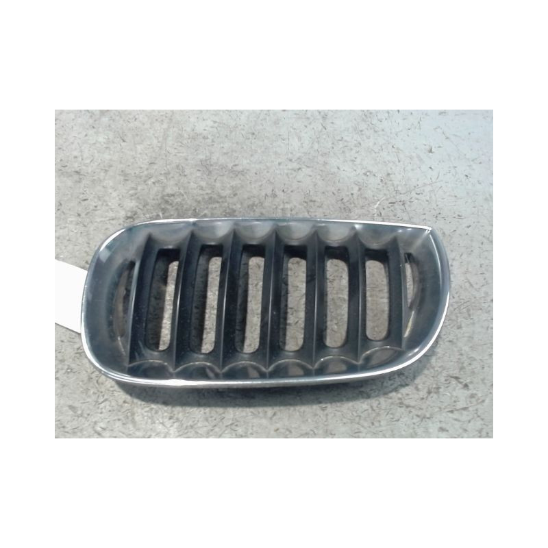 GRILLE VENTILATION PARE-CHOC AVG B.M.W. X3