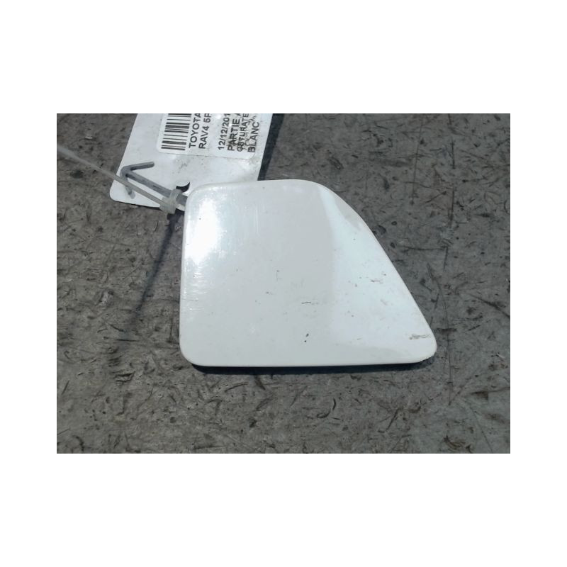 OBTURATEUR COUVRE CROCHET DE BOUCLIER AV TOYOTA RAV4 2003-