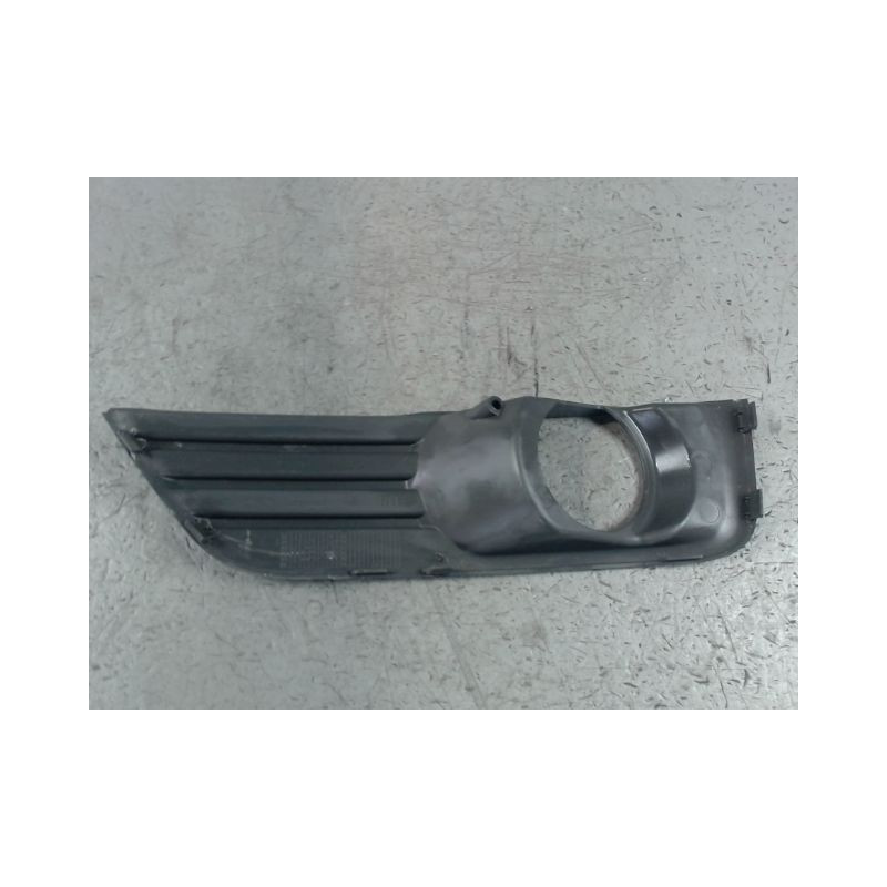 OBTURATEUR PHARE ADDITIONNEL PARE-CHOC AVD FORD FOCUS 2008-