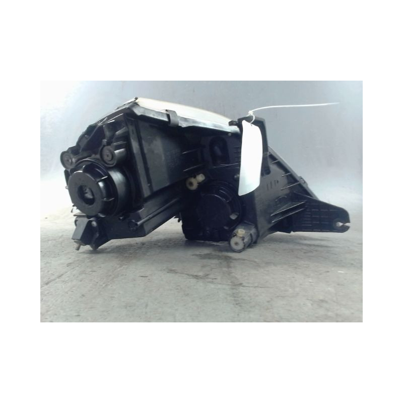 PHARE GAUCHE SSANGYONG REXTON -2006