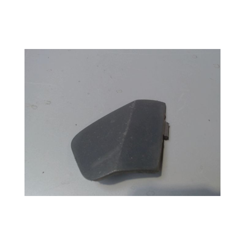 OBTURATEUR COUVRE CROCHET DE BOUCLIER AV FORD FIESTA 2010-