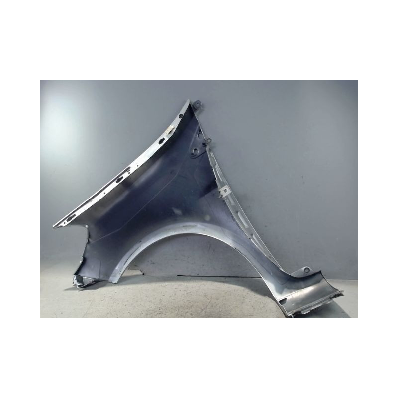 AILE AVANT DROIT RENAULT CLIO III 2010-