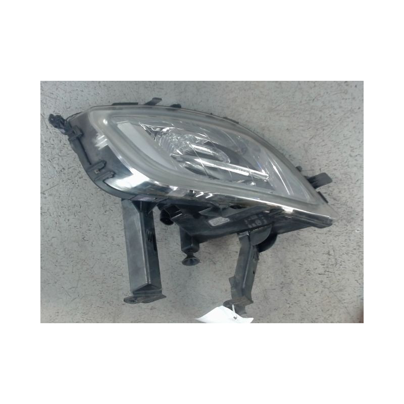 PHARE ANTIBROUILLARD AVANT DROIT OPEL ASTRA 2004-