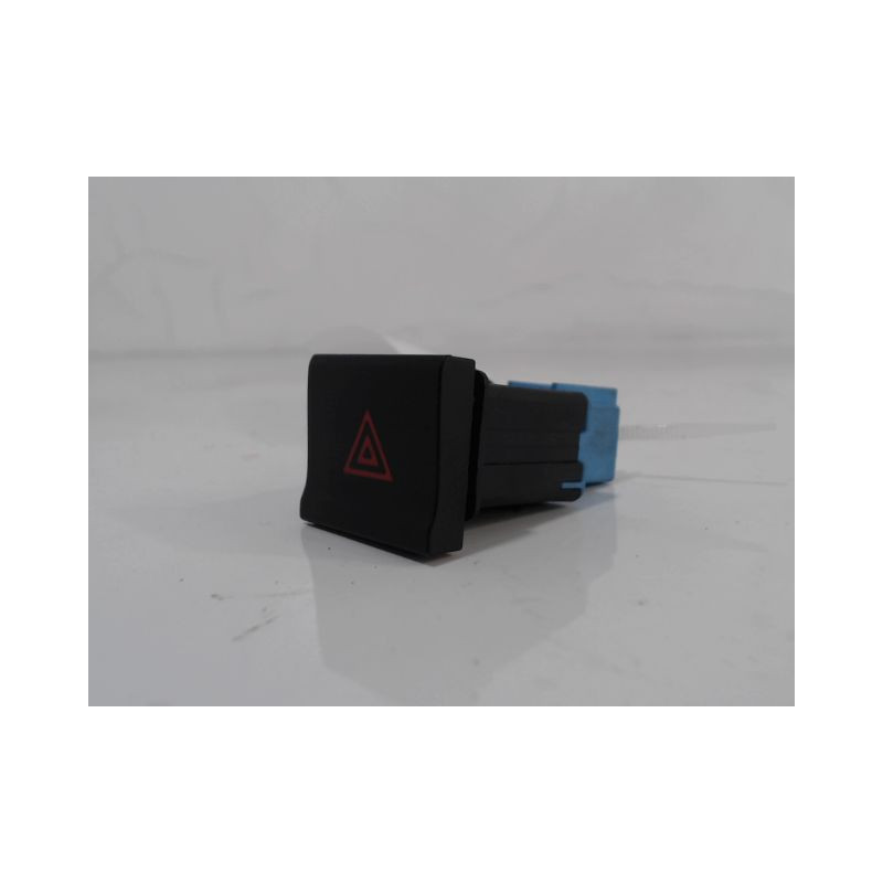 BOUTON DE WARNING VOLKSWAGEN POLO 2009-